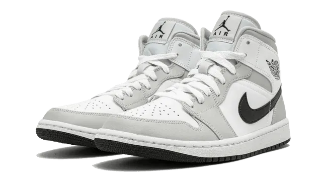 Air Jordan 1 Mid Light Smoke Grey