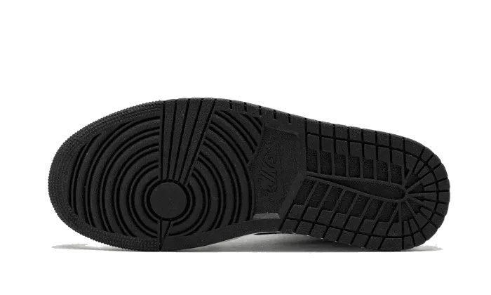 Air Jordan 1 Mid Light Smoke Grey