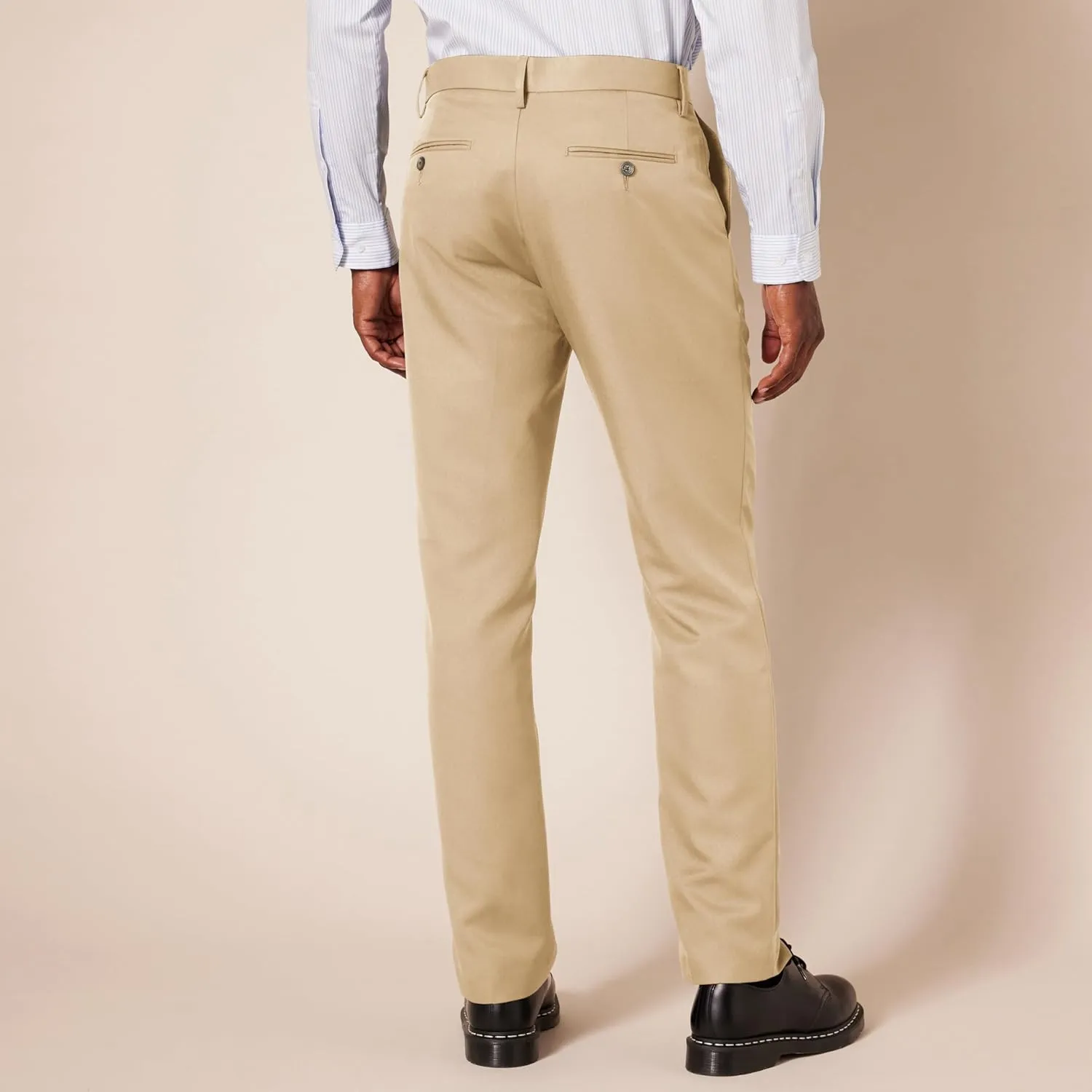 Amazon Essentials Men's Slim-Fit Flat-Front Dress Pant