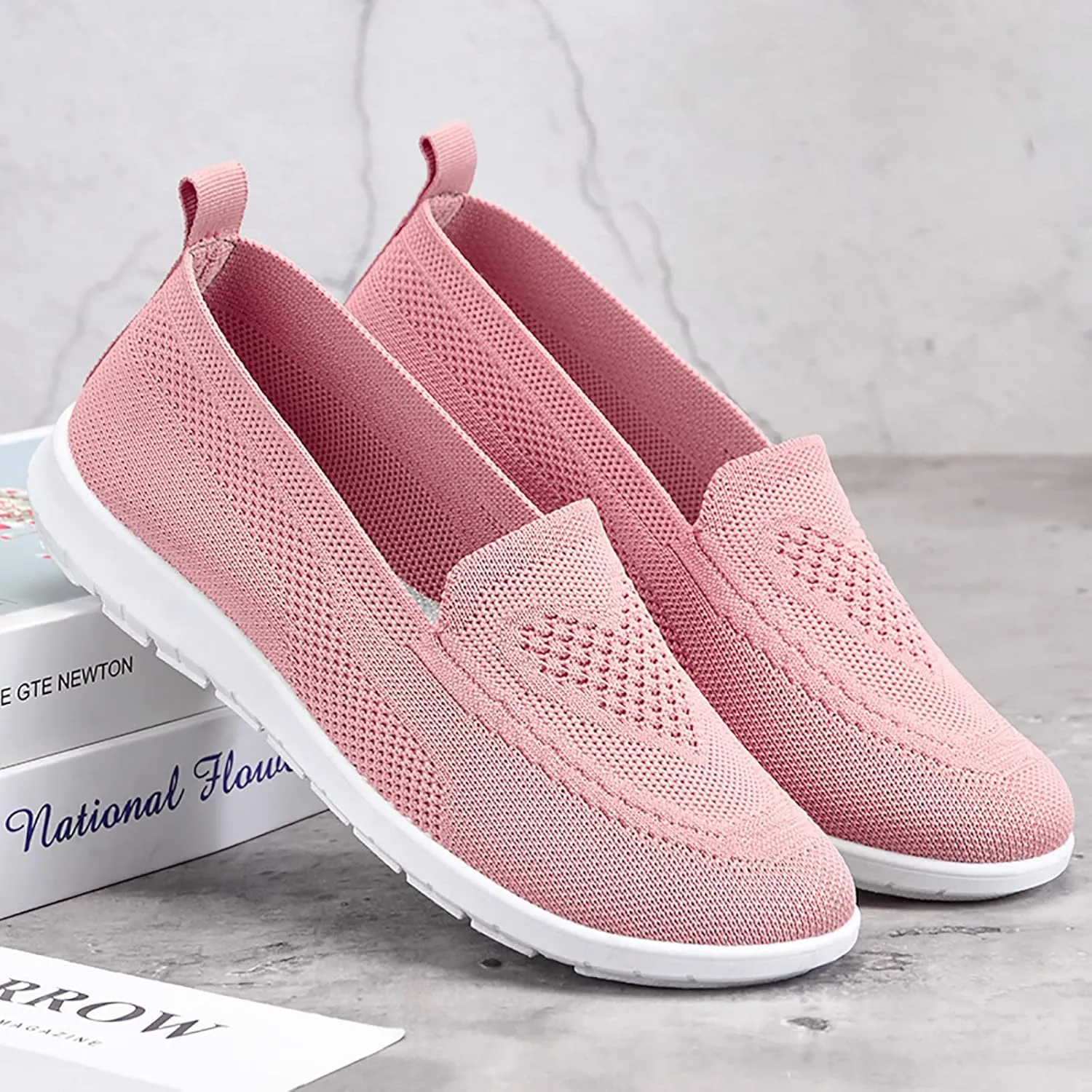 APUM Women's Knitted Flat Shoes,Comfort Ladies Slip On Loafers Casual Breathable Mesh Low-Top Flat Elastic Knit Work Shoes