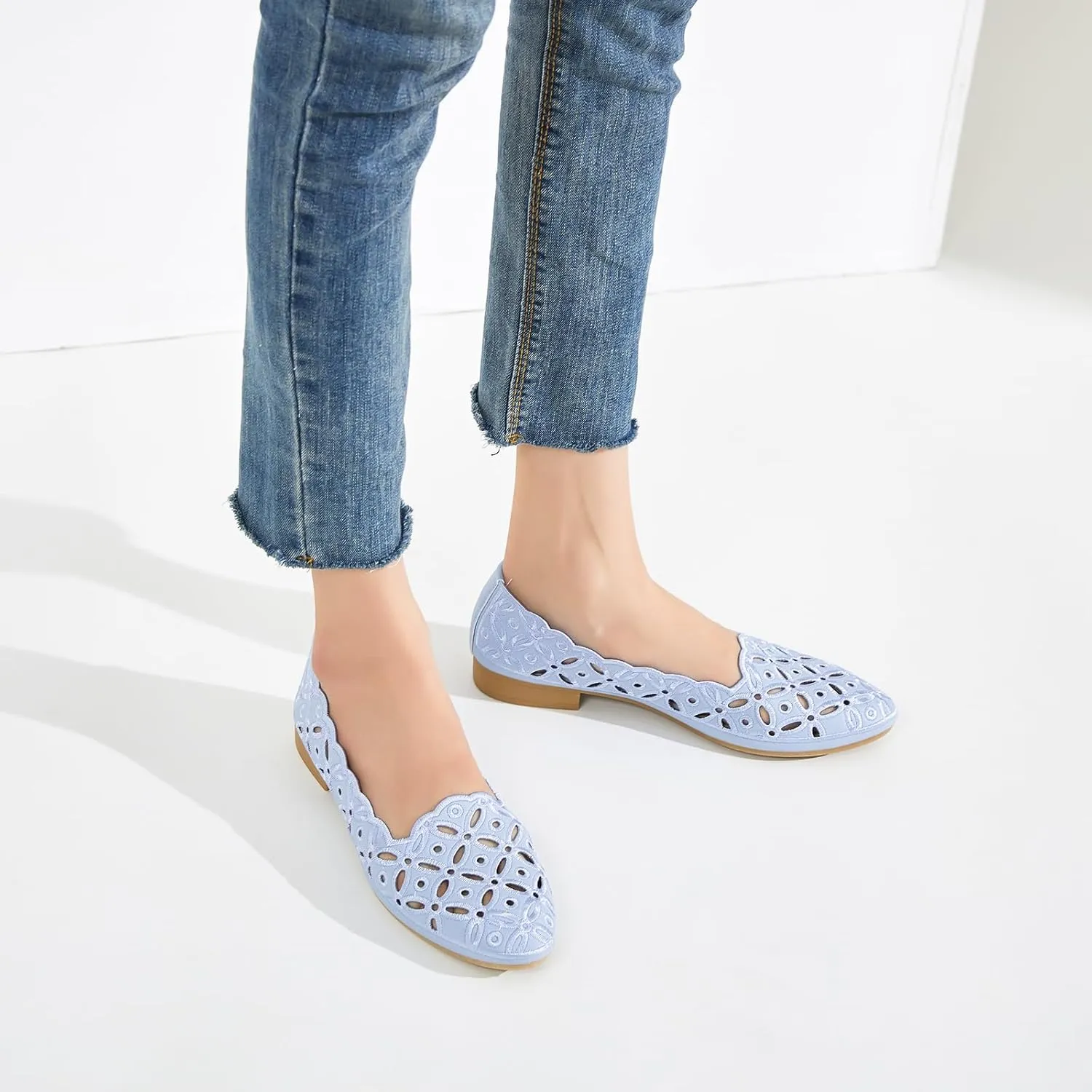 BABUDOG Womens Flats,Black and White Dress Flats with Flower Eyelets,Breathable Ballet Flats