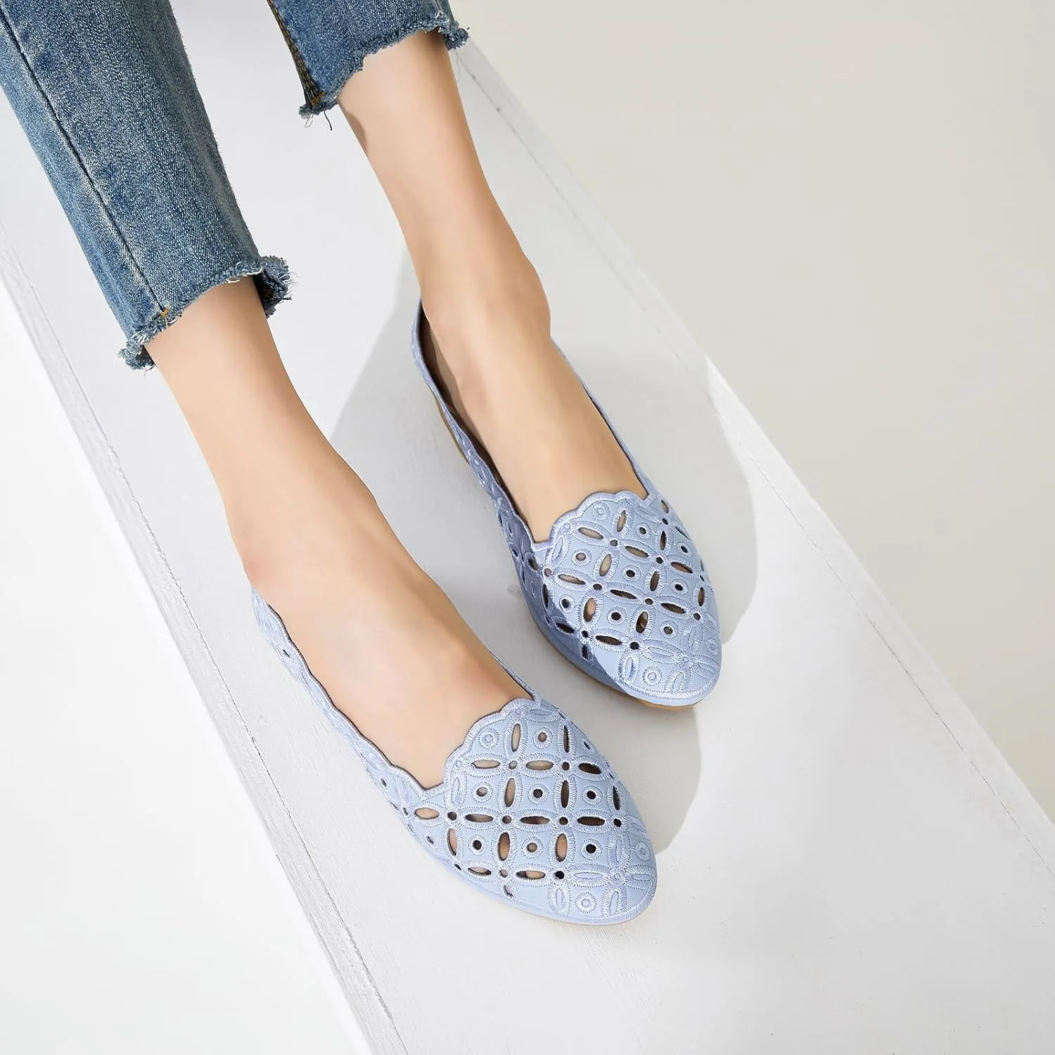 BABUDOG Womens Flats,Black and White Dress Flats with Flower Eyelets,Breathable Ballet Flats