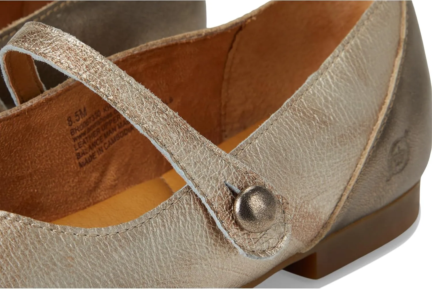BORN Women's Pandora Mary Jane Flat