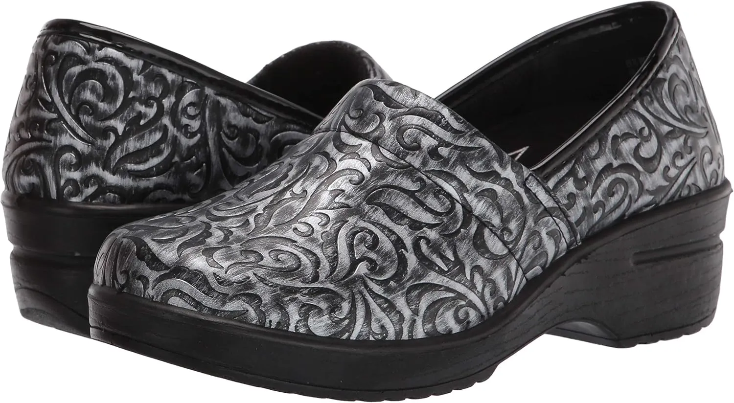 by Easy Street Women's Laurie Clog