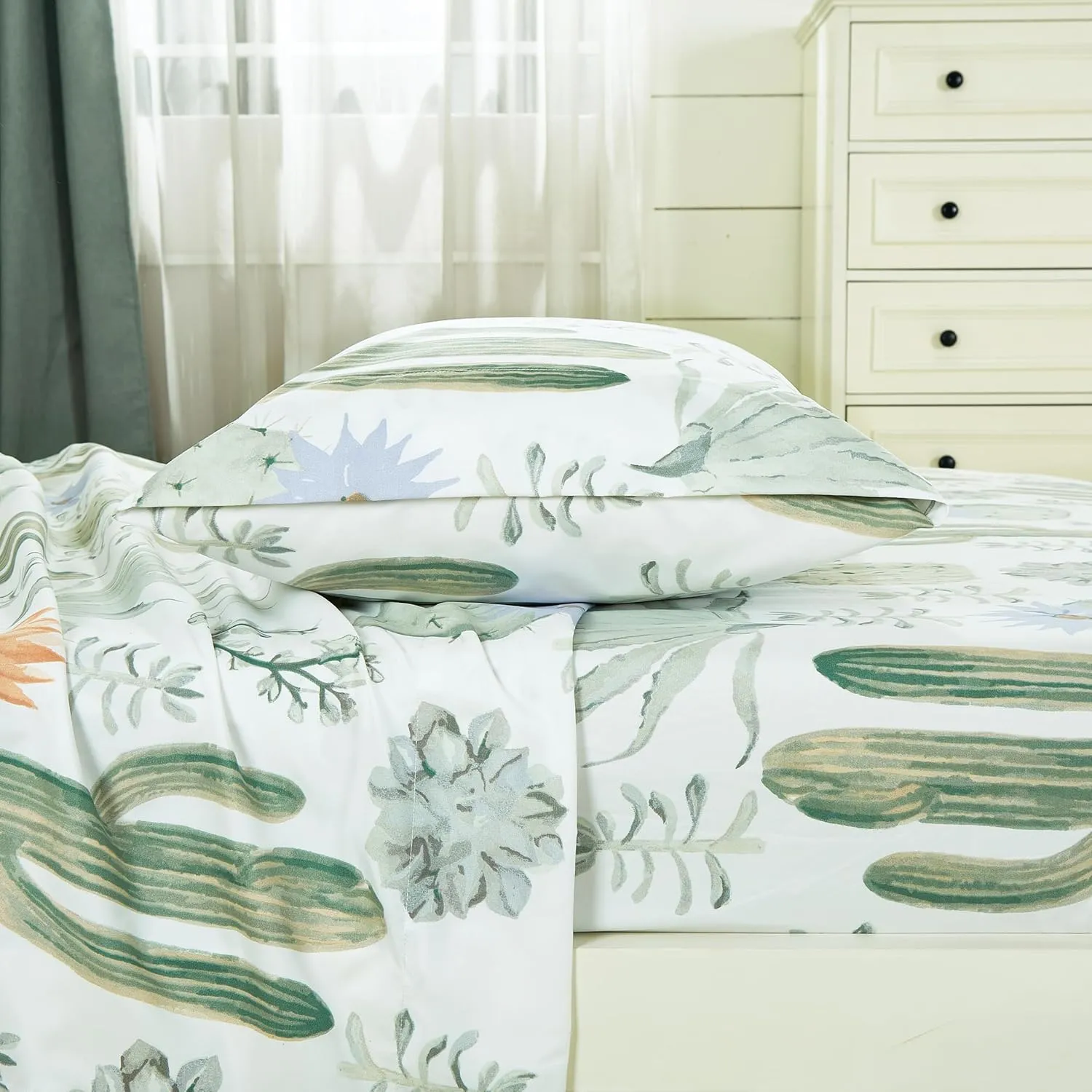 Chezmoi Collection 4-Piece Southwestern Serene Desert Sheet Set Queen Size - Green Blue Cactus Succulent Plant Printed Brushed Microfiber Lightweight Breathable Deep Pocket Bed Sheets