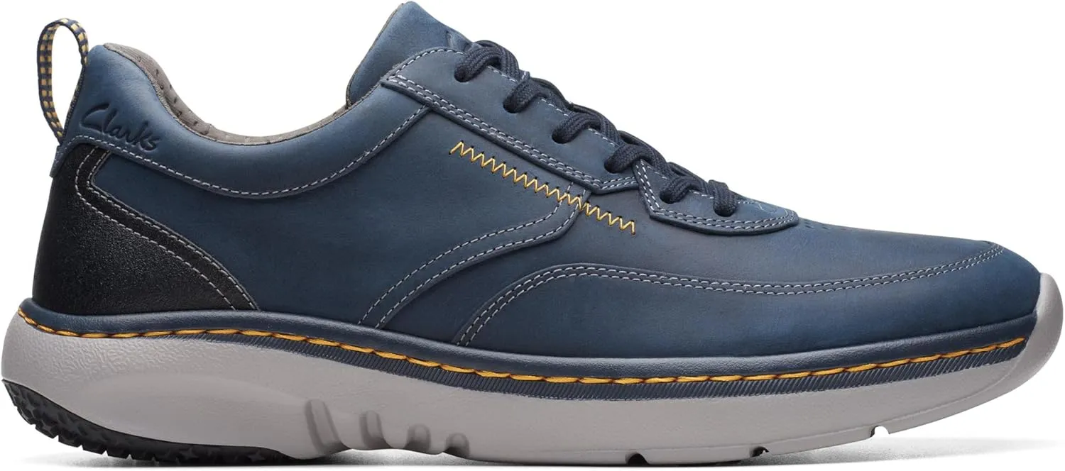 Clarks Pro Lace Leather Shoes in Navy
