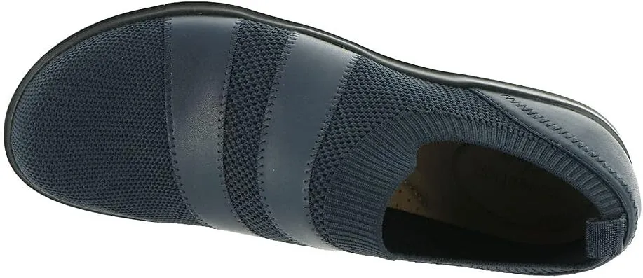 Clarks Women's Sashlyn Edge Loafer