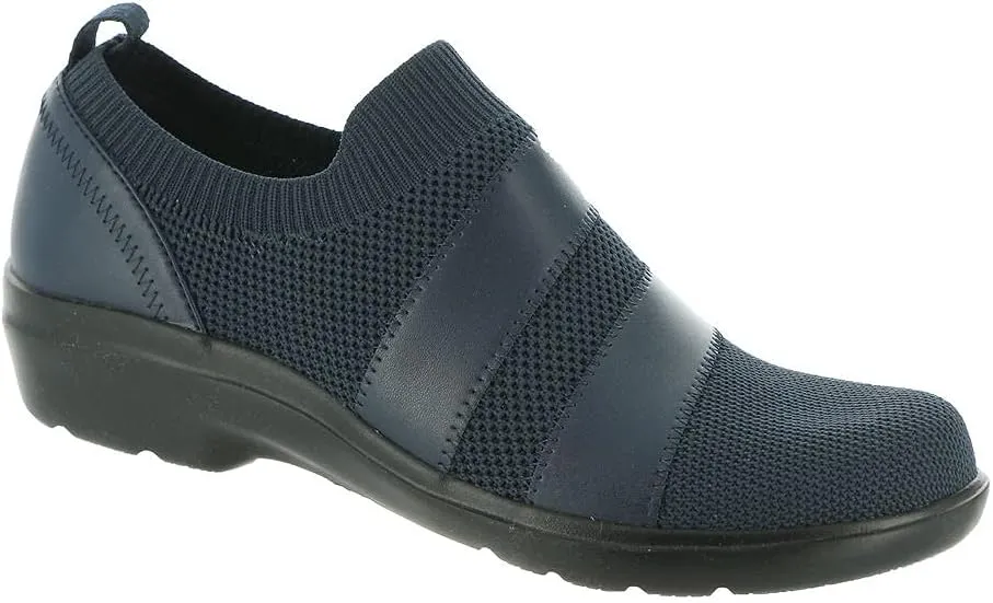Clarks Women's Sashlyn Edge Loafer