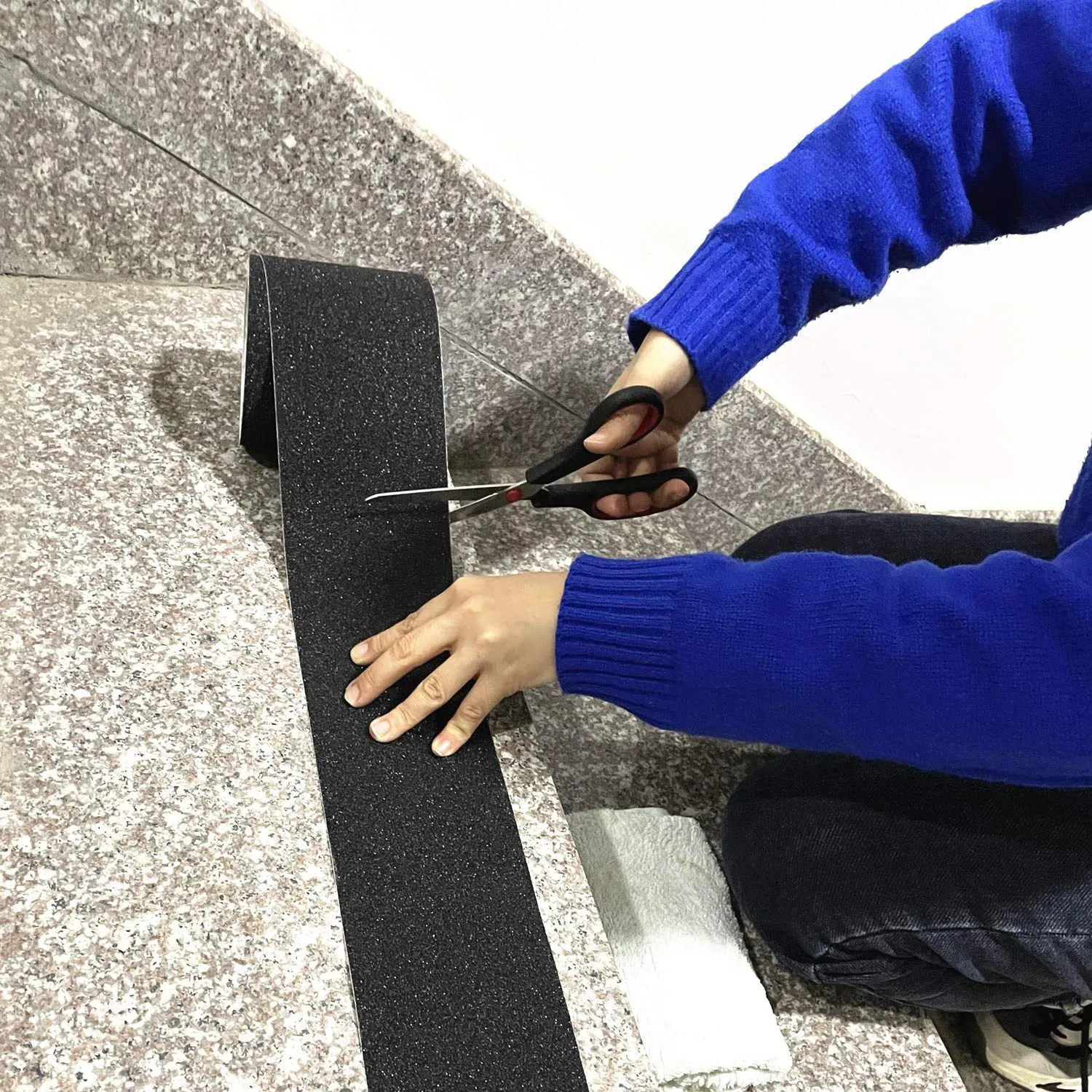 COSIMIXO 8" x 35Ft Heavy Duty Anti Slip Tape,Best 80grit Friction,Grip,Abrasive for Stairs Outdoor/Indoor,Skateboard Grip Tape Safety Non Skid Tread Staircases Anti-Slip Traction Tape Black