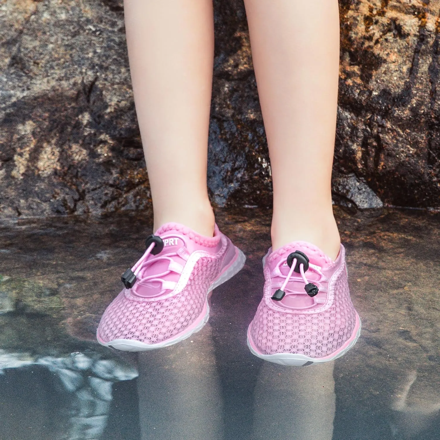 DOUSSPRT Water Shoes for Kids Boys Girls Quick Dry Beach Sports Swim Pool Aqua Shoes for Toddler/Little Kid/Big Kid