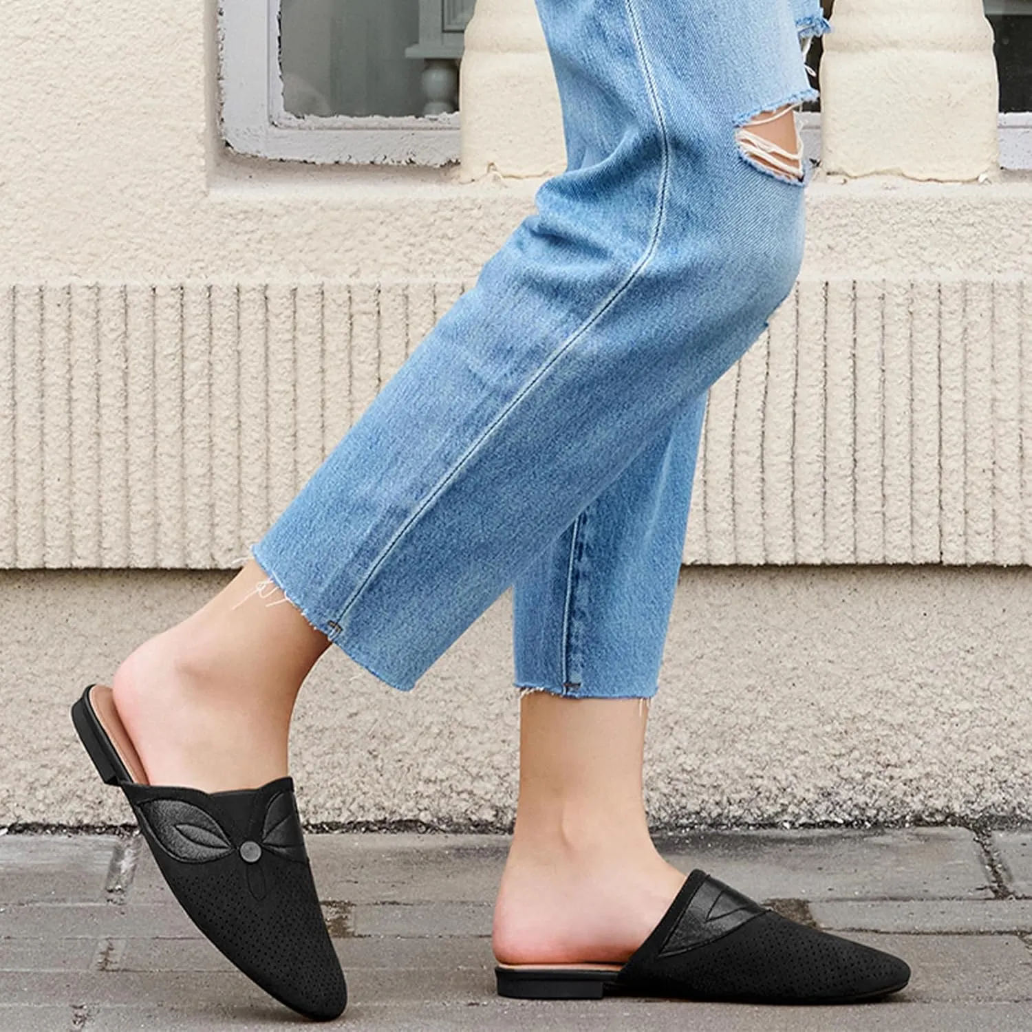 Ecetana Mules for Women Flat Shoes Comfortable Dressy Slip on Slides Round Toe Breathable Backless Loafers