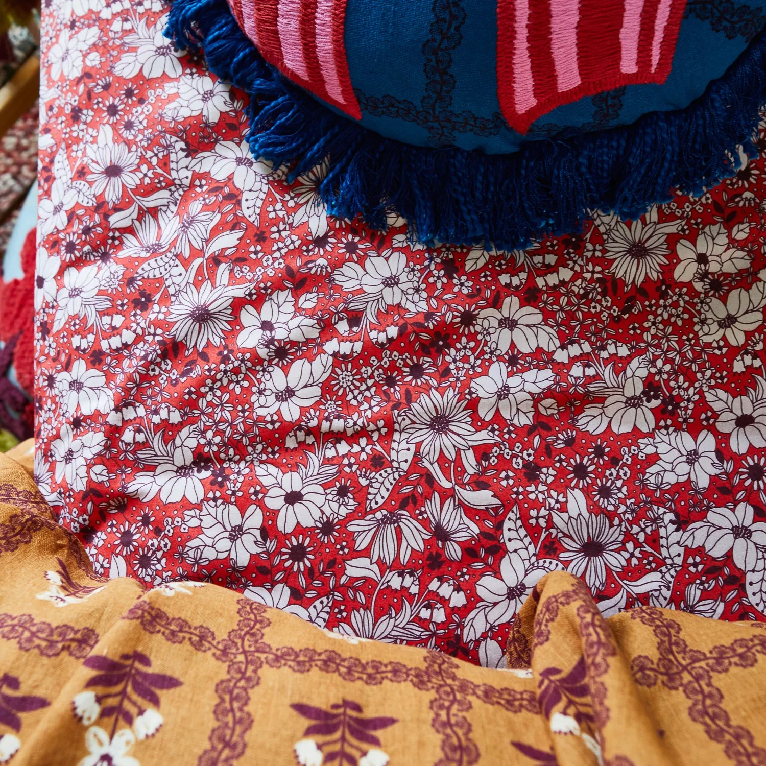 Evette Cotton Fitted Sheet - Scarlet