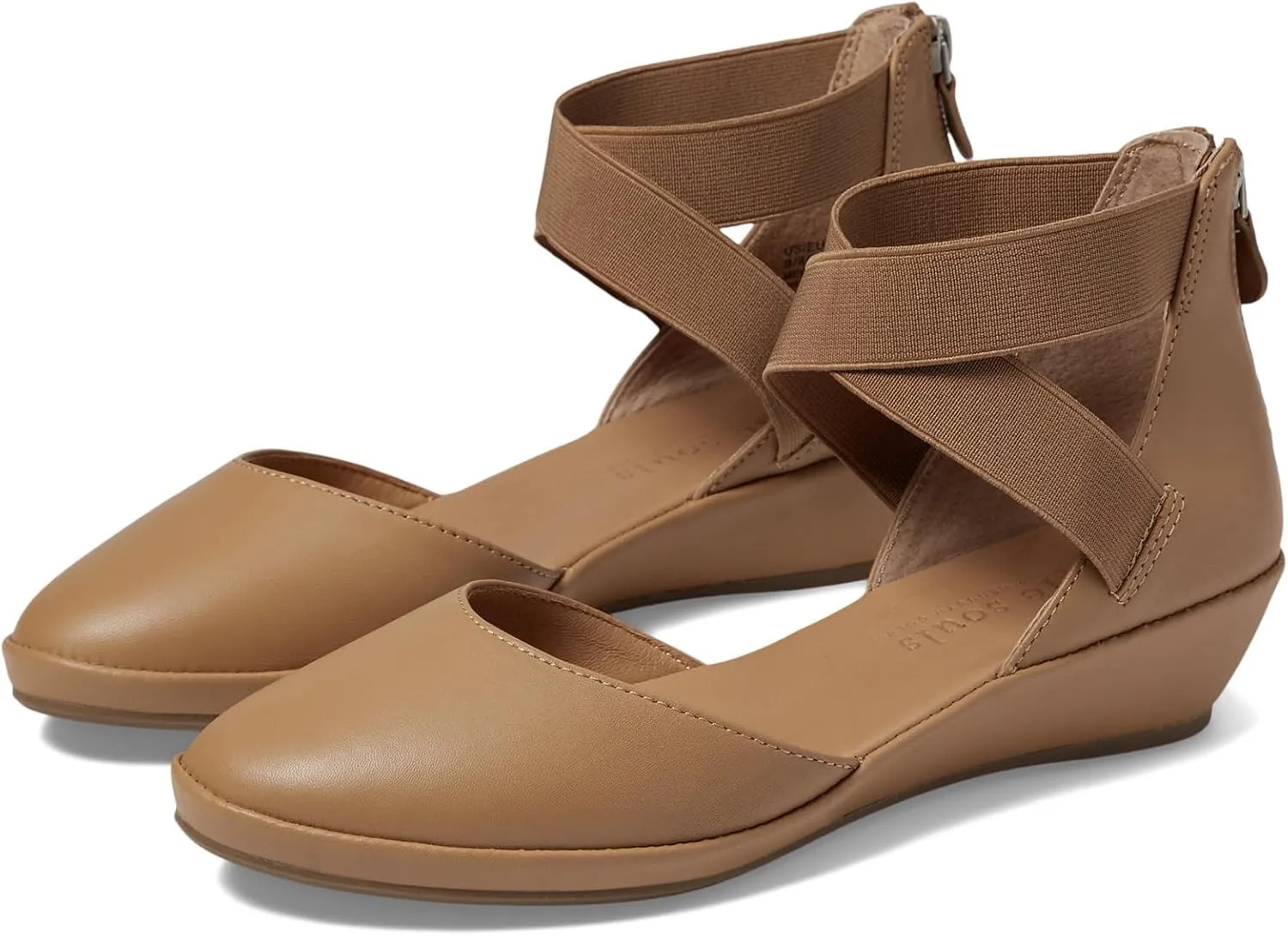 Gentle Souls by Kenneth Cole Women's Noa Wedge Sandal