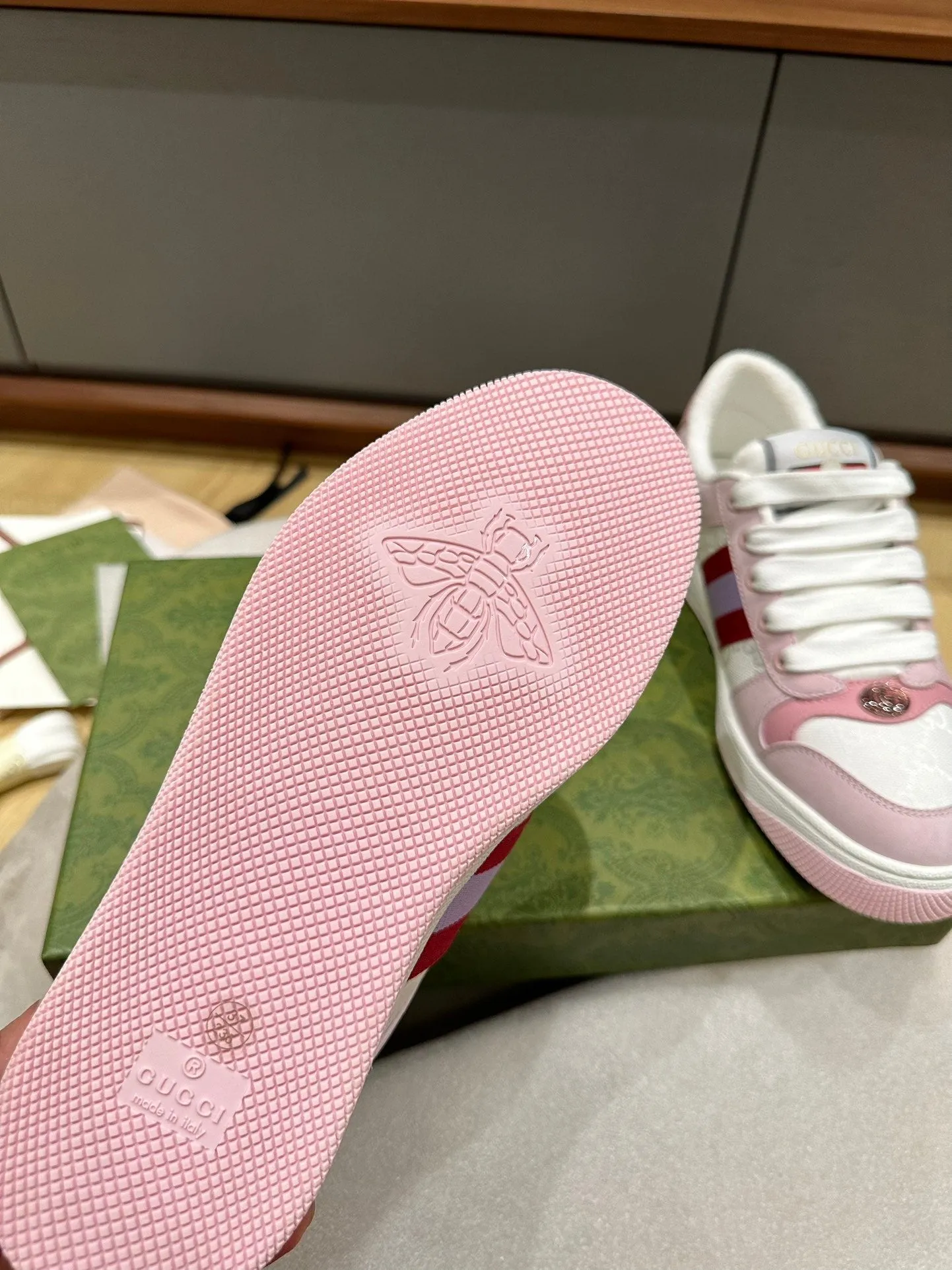 Gucci CALFSKIN TRAINER GG LIGHT Express worldwide PINK SCREENER Complete catalog WOMEN'S