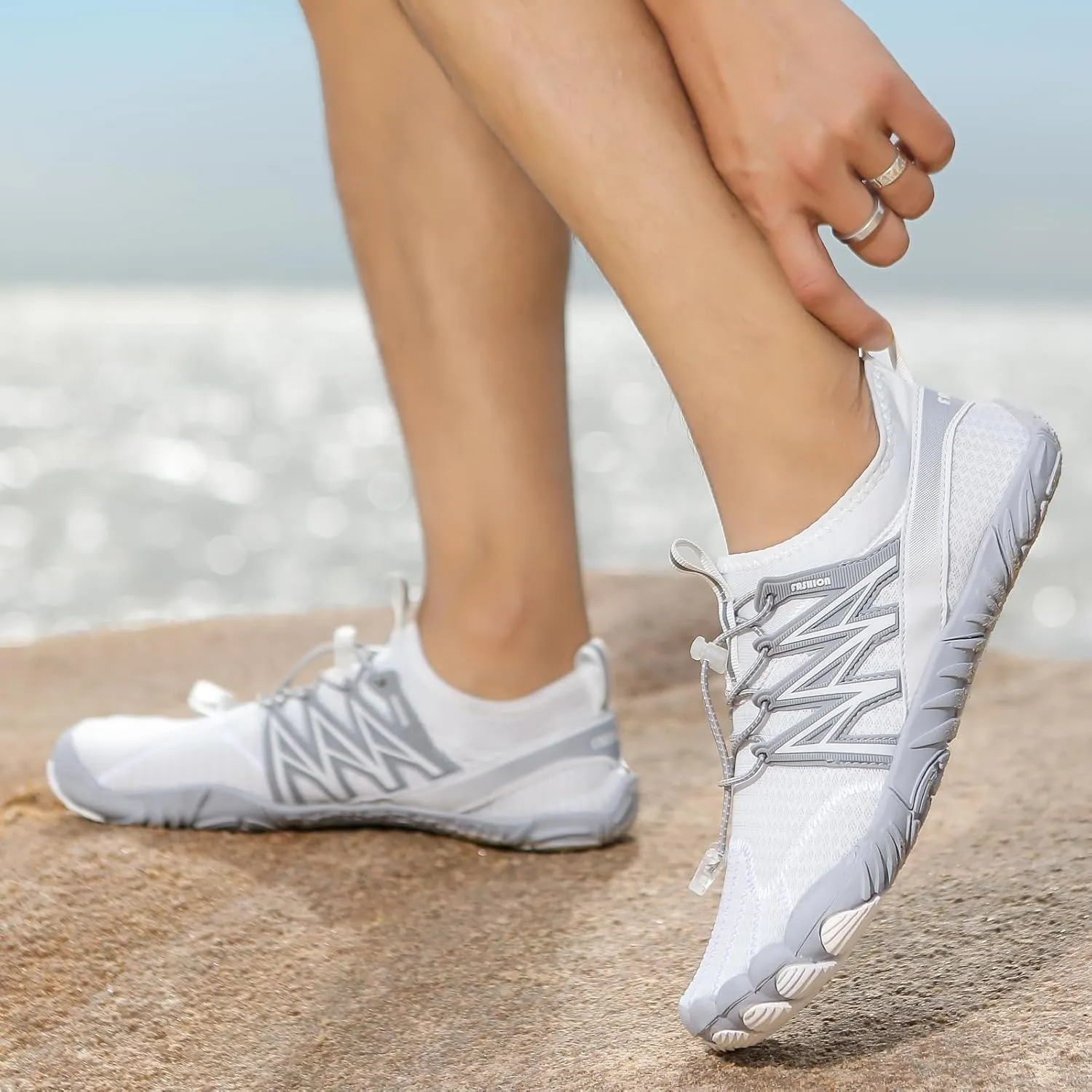 GUNIYIFS Walking Water Shoes Men Hike Barefoot Shoes Women Wide Toe Box Non-Slip Quick Dry Breathable Outdoor Athletic Footwear Beach