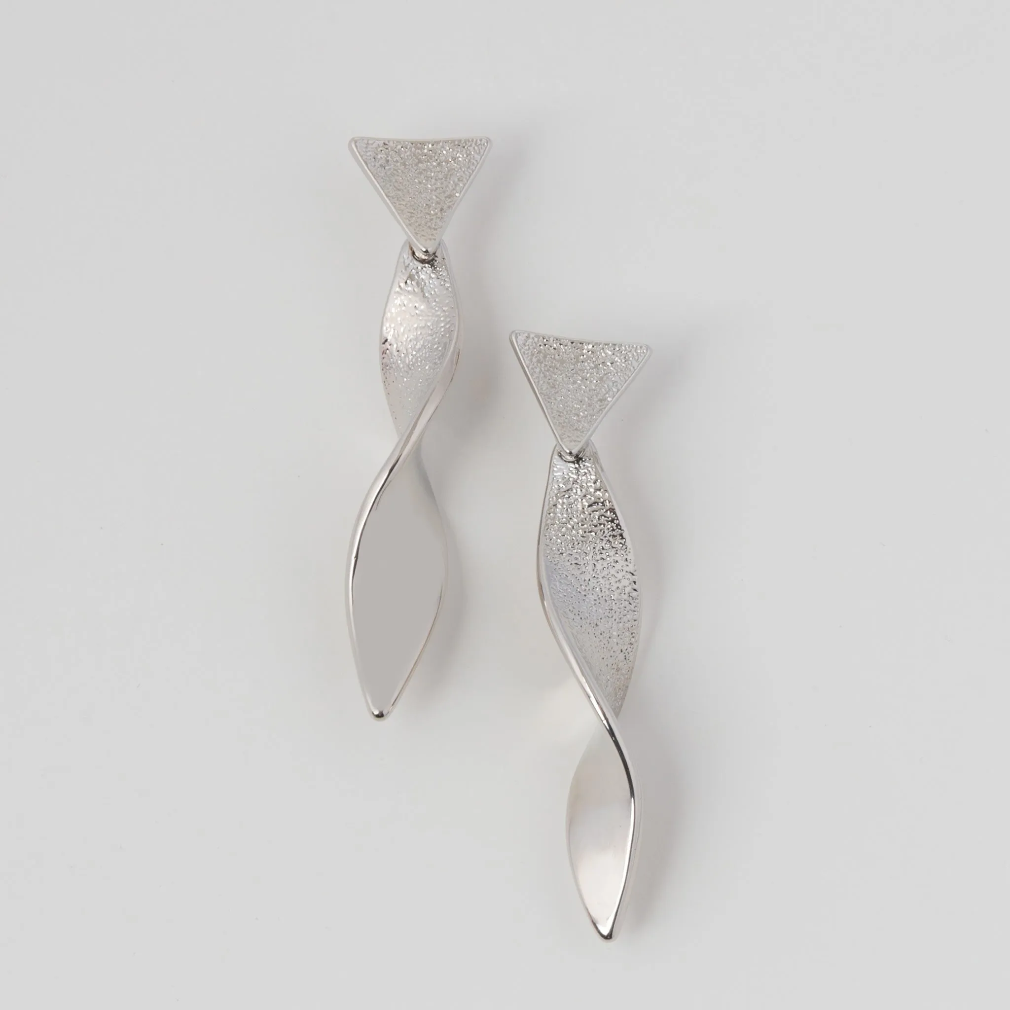 Kali Twisted Ribbon Earrings