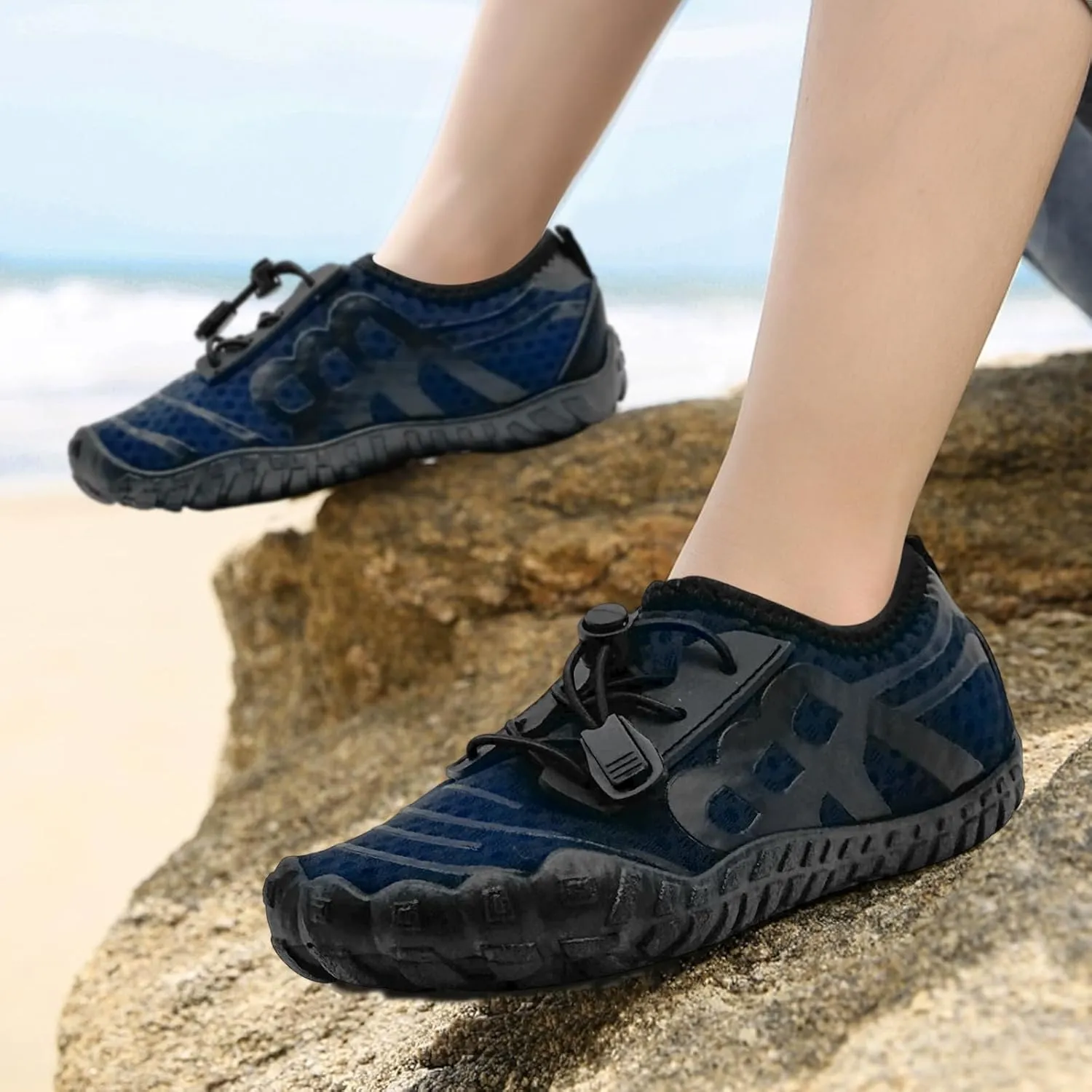 Kids Water Shoes Boys Girls Quick-Dry Beach Lightweight Toddler Barefoot Shoes Slip On Soft Walking Sneakers for Swim Beach Pool Black