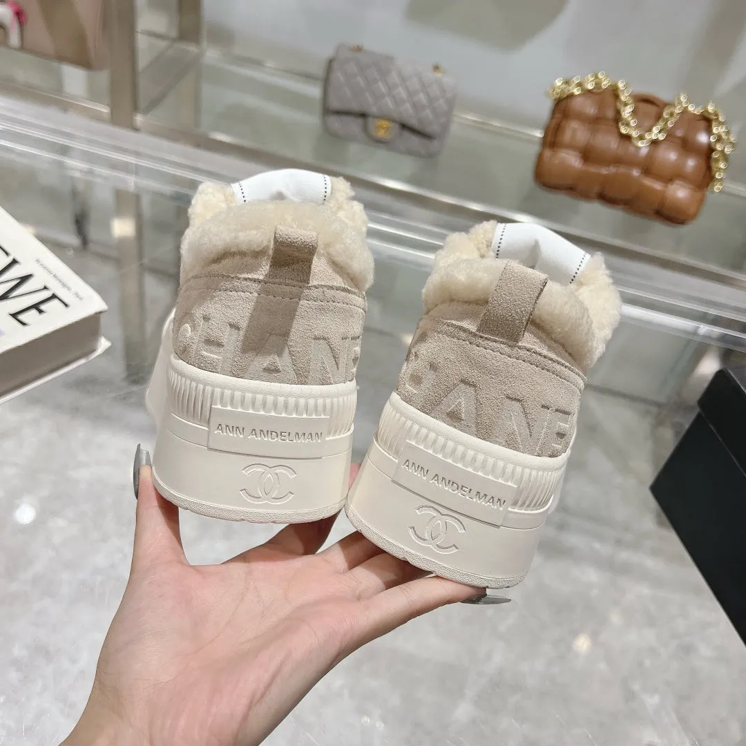 Light CHANEL With Wool Sneaker VR-enabled Summer markdown Suede 944557  Beige Lining