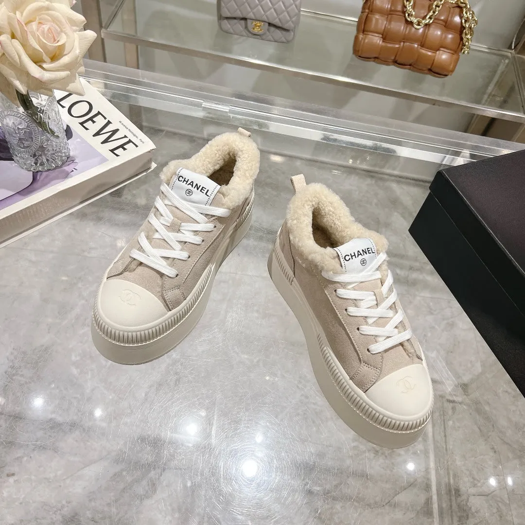 Light CHANEL With Wool Sneaker VR-enabled Summer markdown Suede 944557  Beige Lining