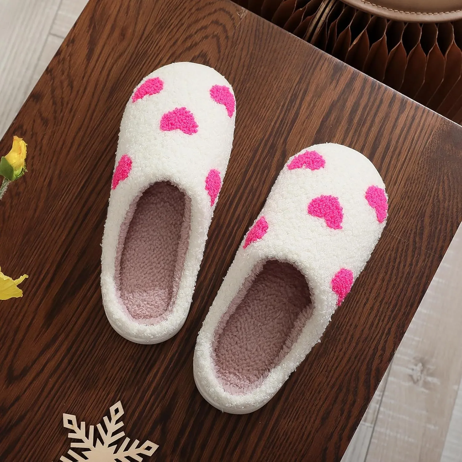 LNERIP Slippers Winter Womens Mens Fluffy Plush Slippers Animals Cute Cartoon House Slippers Cuddly Warm Shoes Indoor Outdoor Girls Women