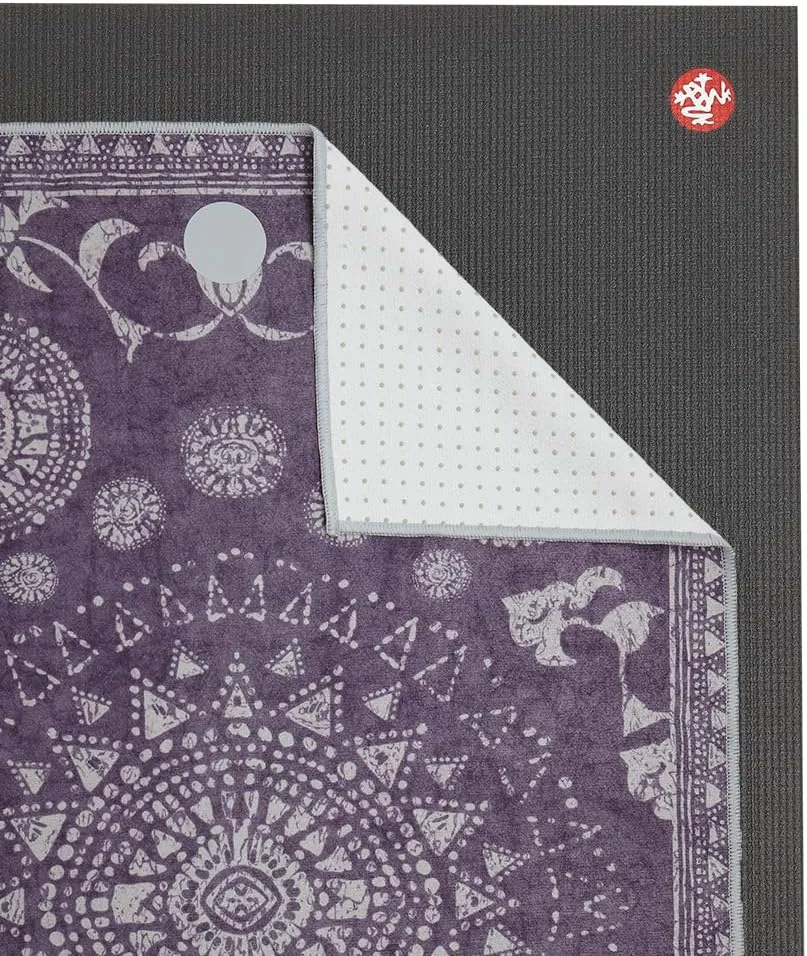 Manduka Yogitoes Yoga Towel – Rubber Grip Dots Non-Slip Bottom, Quick Dry Fitness Towel for Hot Yoga, Pilates, Exercise