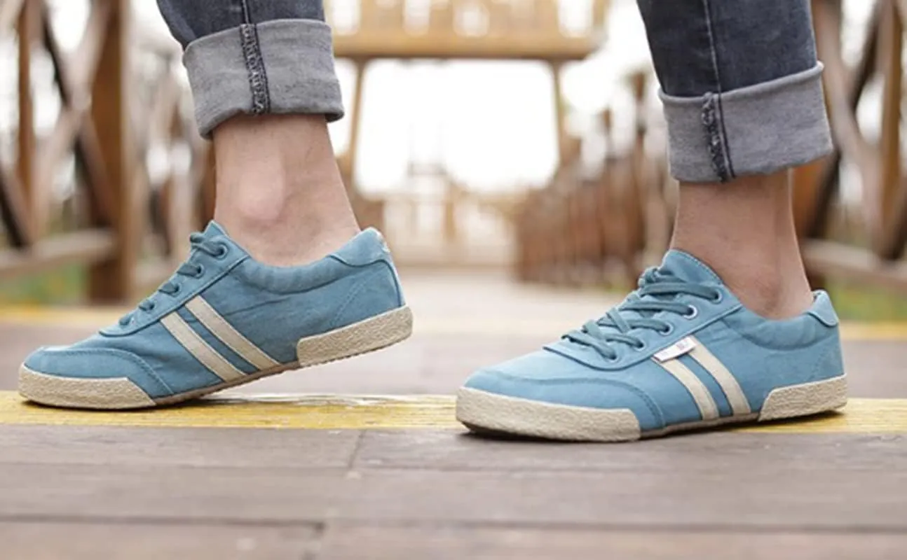 Men's Canvas Shoes All-Match Casual Breathable Fashion Sneakers Comfort Low-top Flat Walking Shoes Simple Soft Vintage Lace-up Casual Shoes