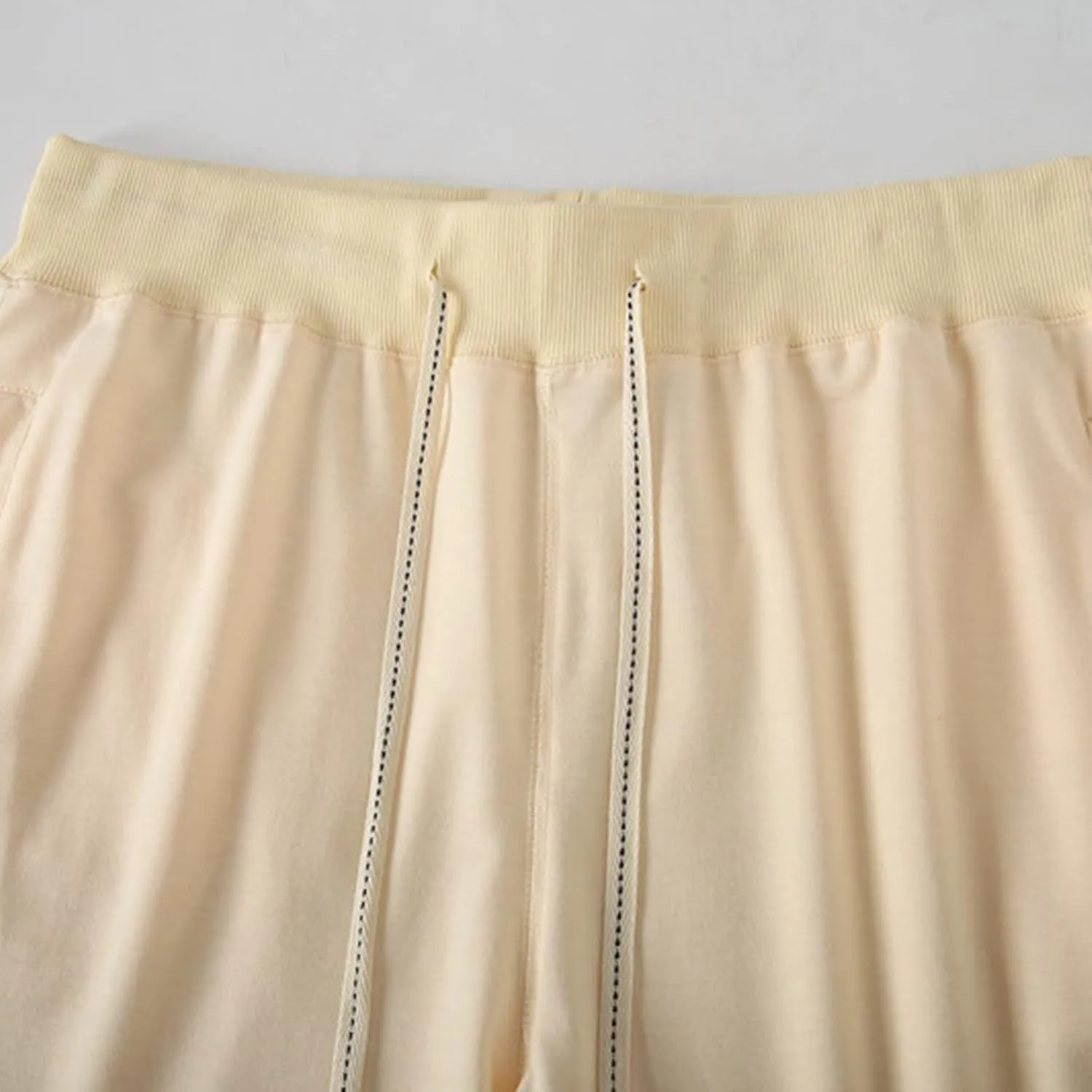 Mens Casual Shorts for Summer Beach Elastic Waist Drawstring Breathable Workout Short Pants Walking Exercise Trunks