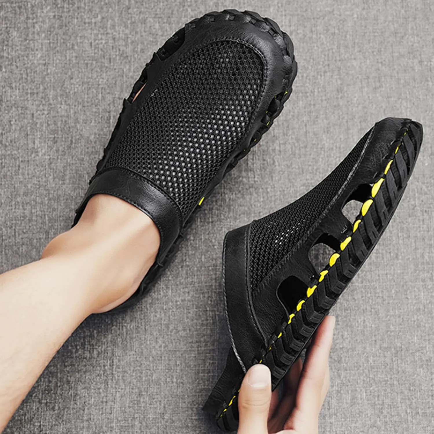 Men's Closed Flat Slippers Mesh Hollow Breathable Handmade Muller Clogs Leisure Outdoor Sports Walking Beach Waterproof Sandals