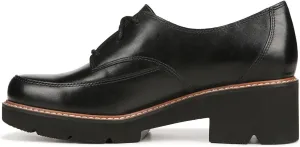 Naturalizer Women's Darry Lace-Up Lug Sole Oxford Loafer