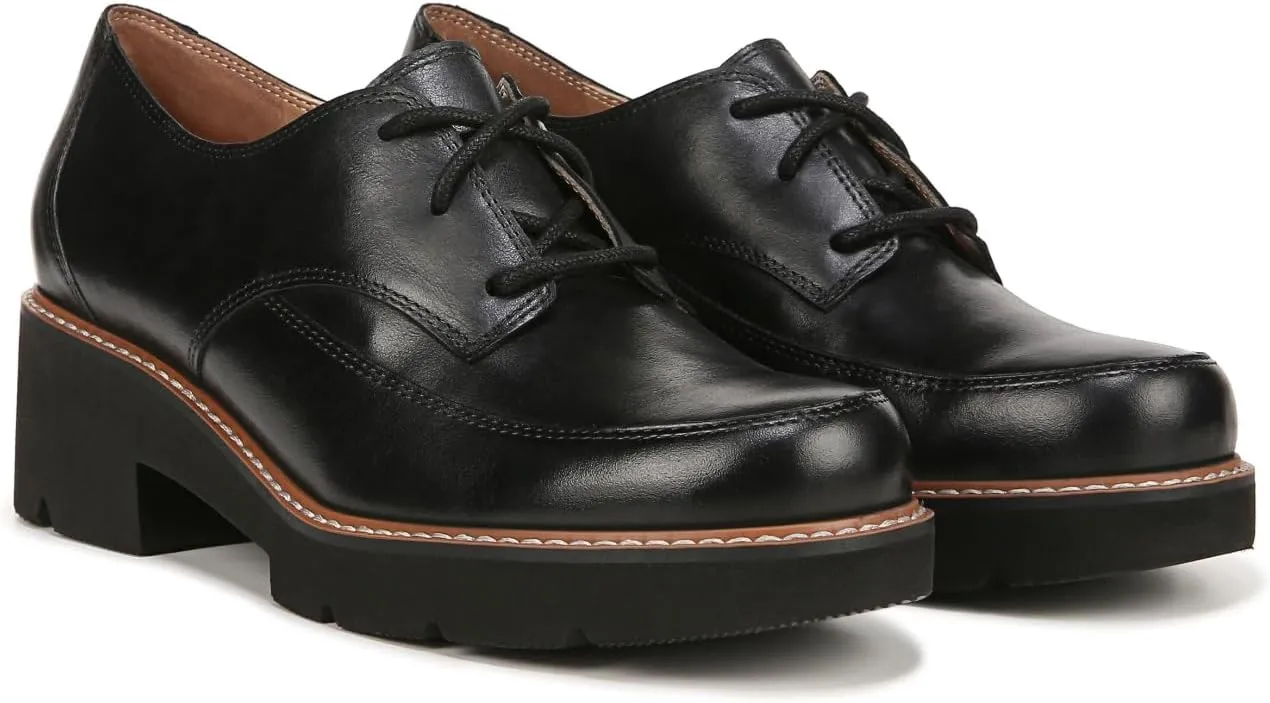Naturalizer Women's Darry Lace-Up Lug Sole Oxford Loafer