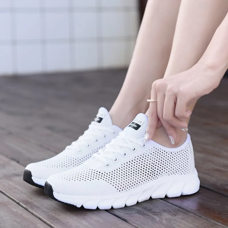 New Mesh Women Sneakers Breathable Flat Shoes