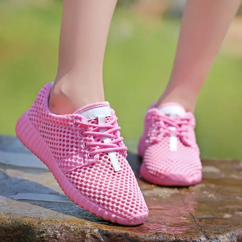 New Mesh Women Sneakers Breathable Flat Shoes