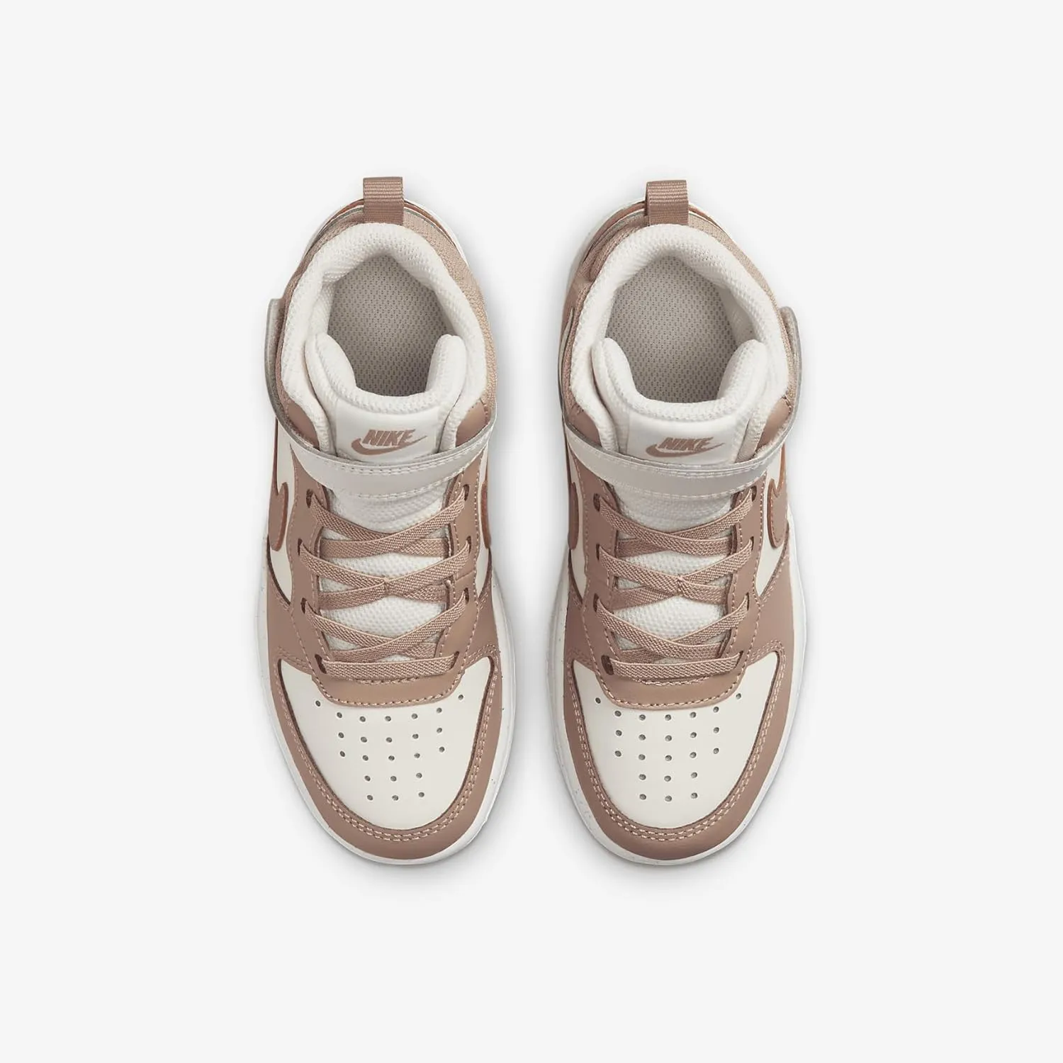 NIKE Boy's Sneaker