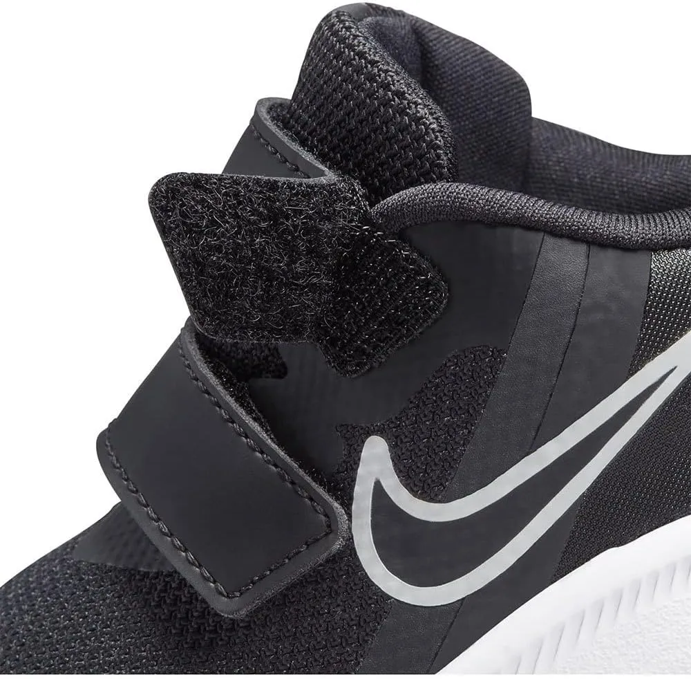 Nike Unisex-Child Sneaker