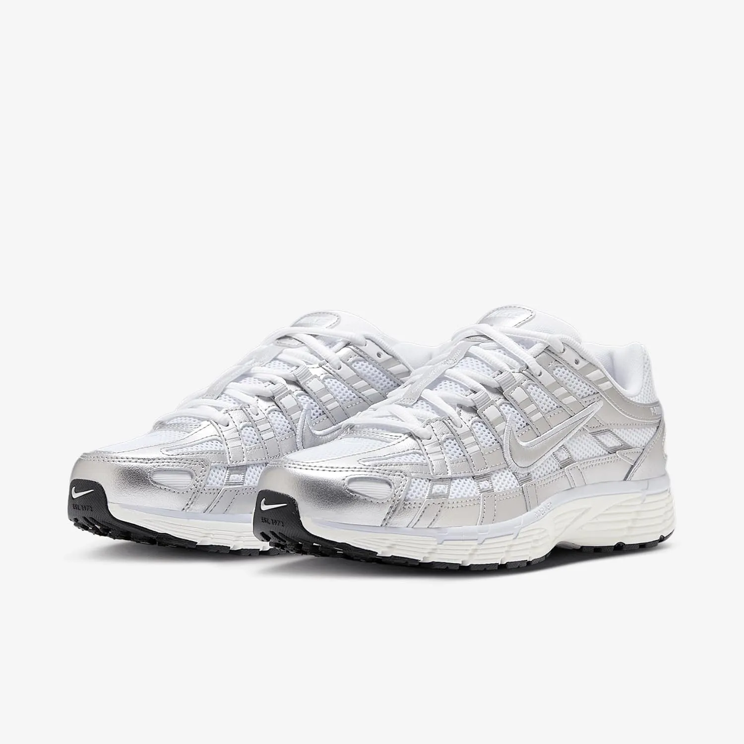 Nike Women's P-6000 Sneaker