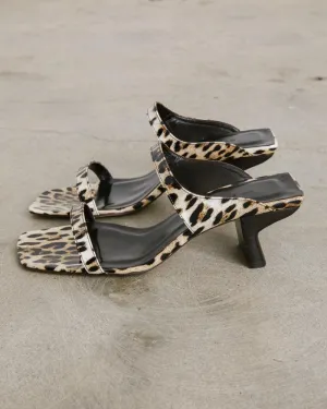 Paola Leopard Print Leather Shoe in Leopard Print