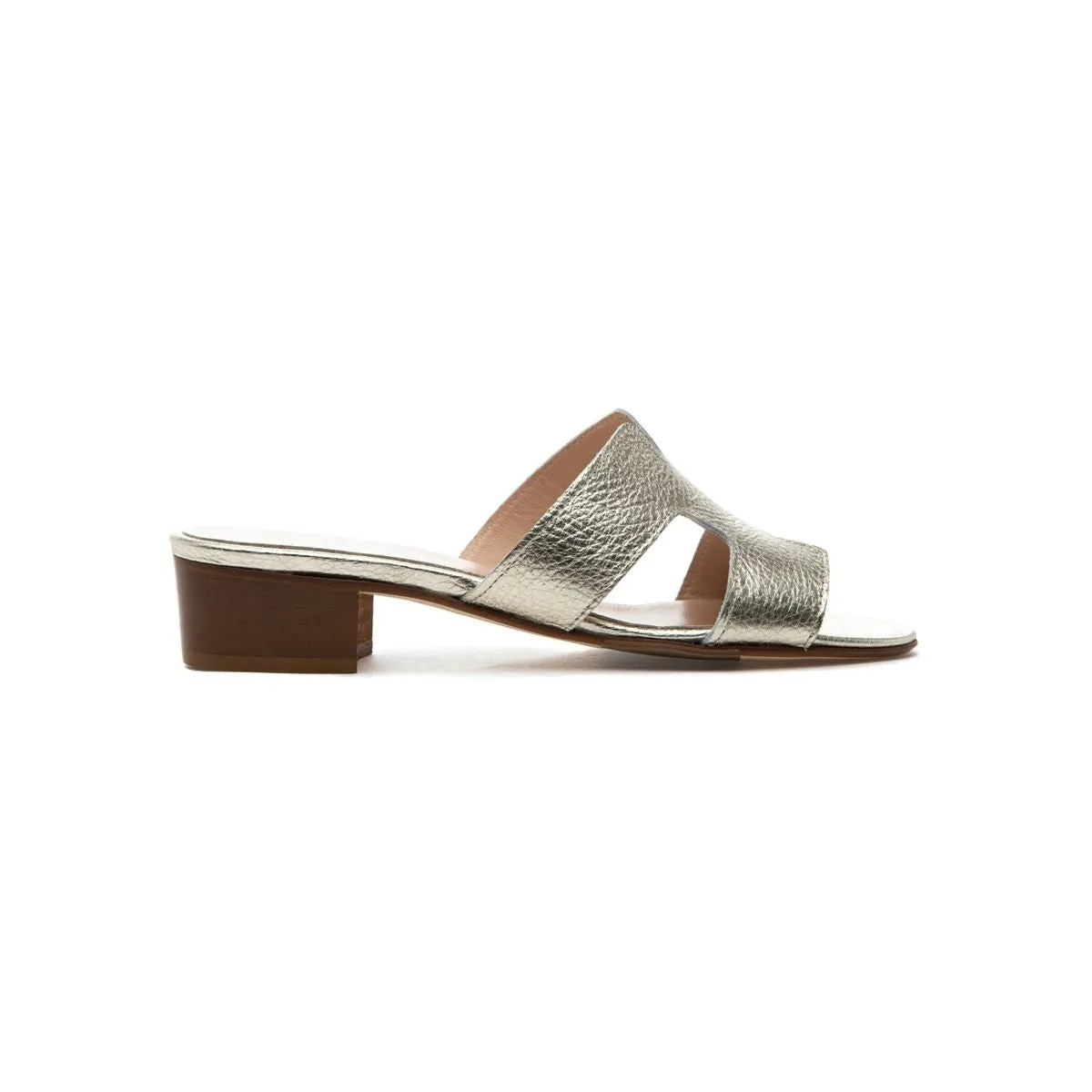 Perri Sandal