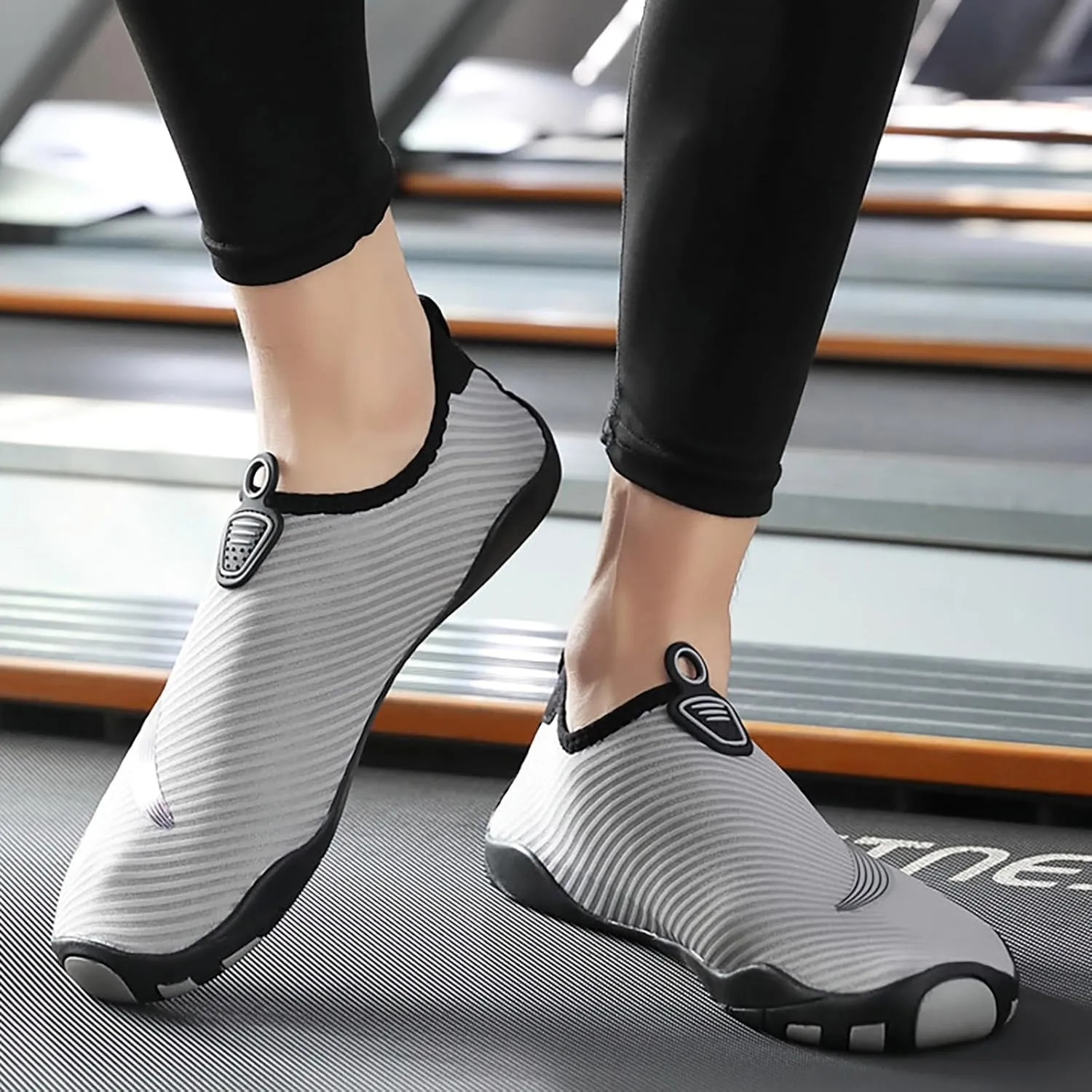 Quick Dry Aqua Water Shoes Barefoot for Beach Swim Pool Surf Yoga Hiking Women Men Lightweight Non Slip Breathable Outdoor Shoes