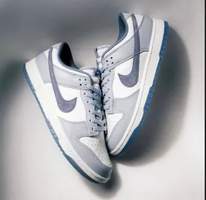 "Nike SB Dunk Low SE Light Carbon – Timeless Style, Modern Edge, OG Box Included!"