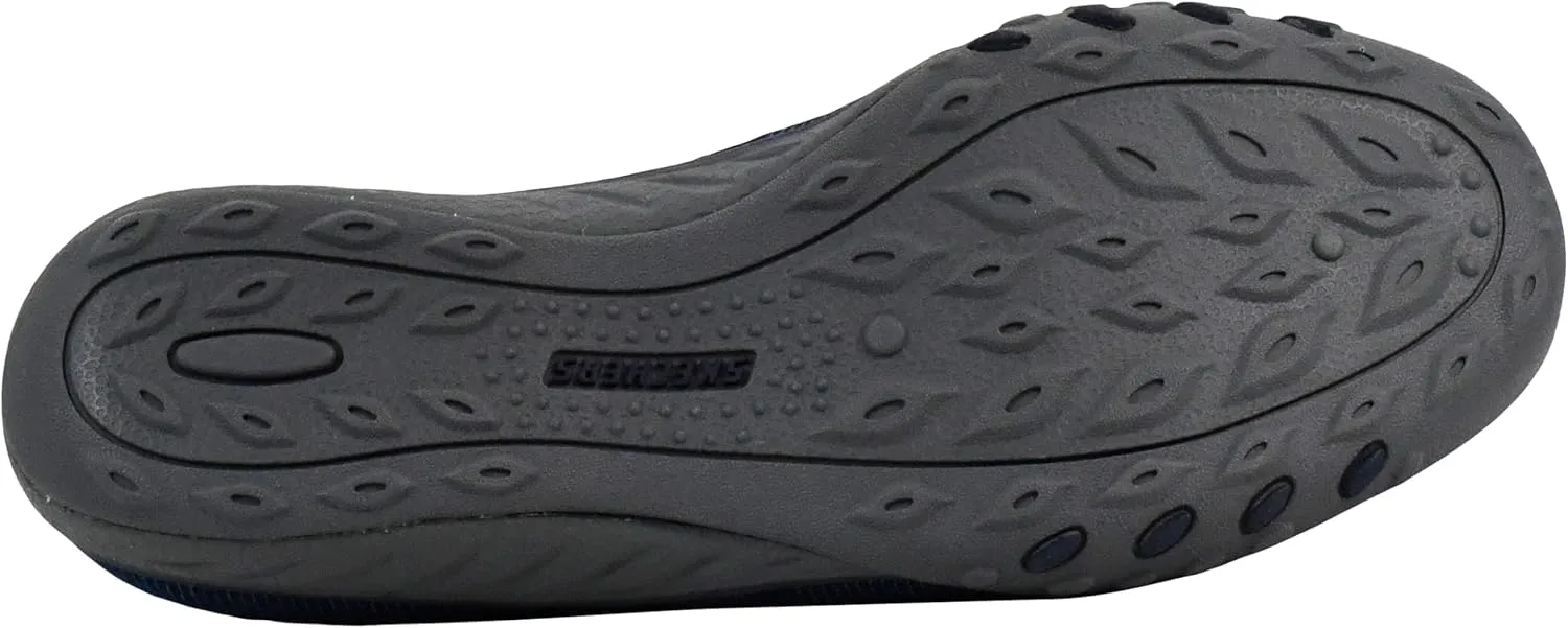 Skechers Women's Breathe Easy-Simple Pleasure Sneaker