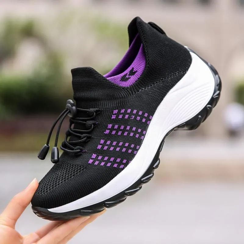 Sleek Sneaker FlexiFit High-security Slip-On