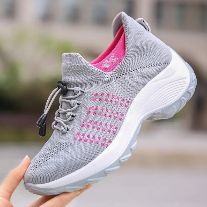 Sleek Sneaker FlexiFit High-security Slip-On