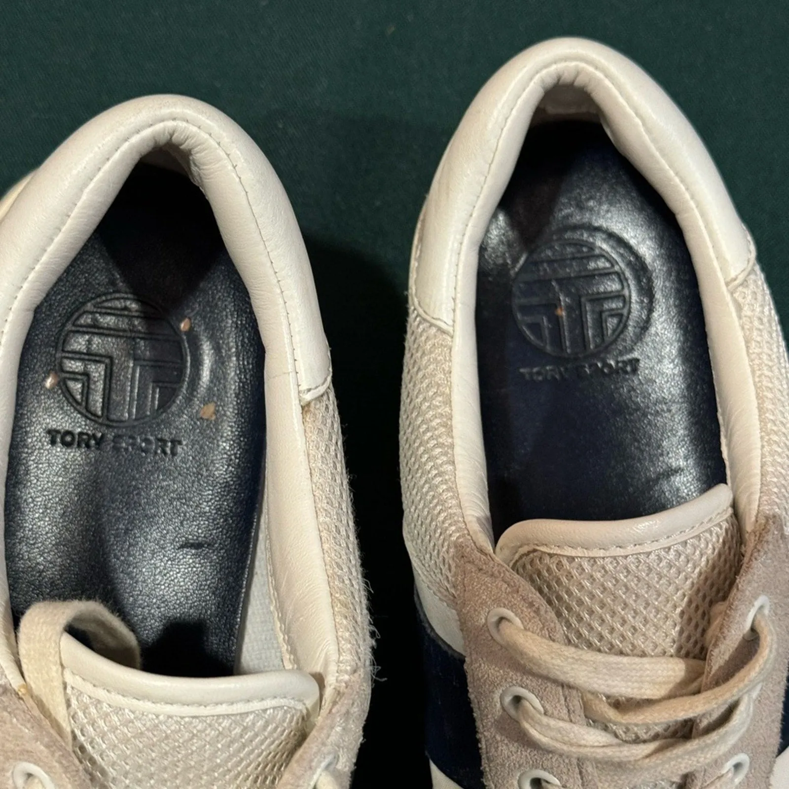 sport 8 Tory tennis size shoe Sleek and smooth Men's Clean lines