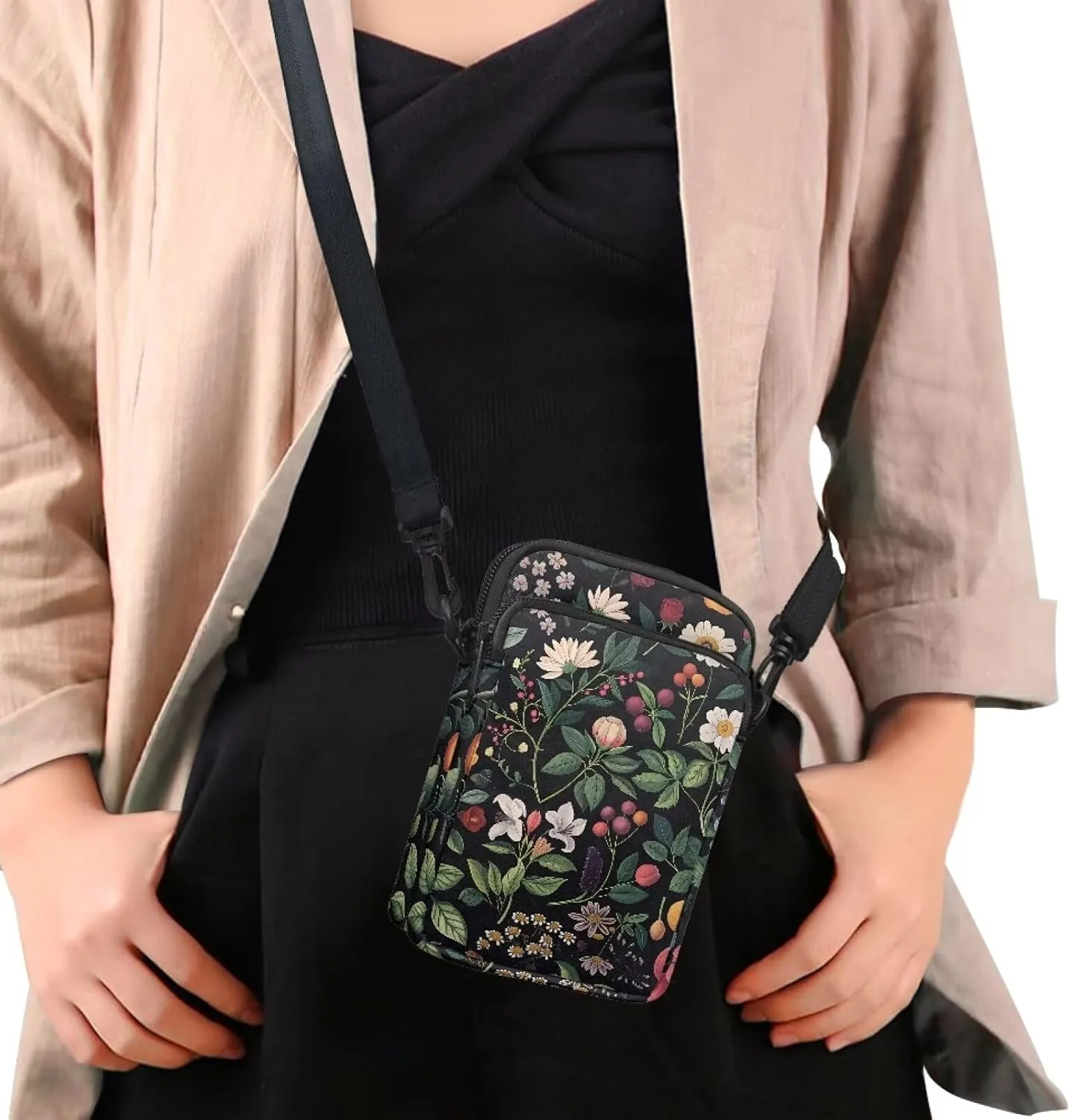 TODIYADDU Daisy Floral Cell Phone Purse for Women Wild Berry Moblie Phone Pouch Shoulder Bag Carrying Case with Adjustable Strap Portable Chest Bag for Women Easy to Clean Nice