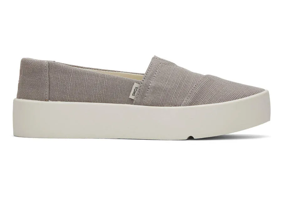 TOMS WOMEN'S VERONA SLIP ON