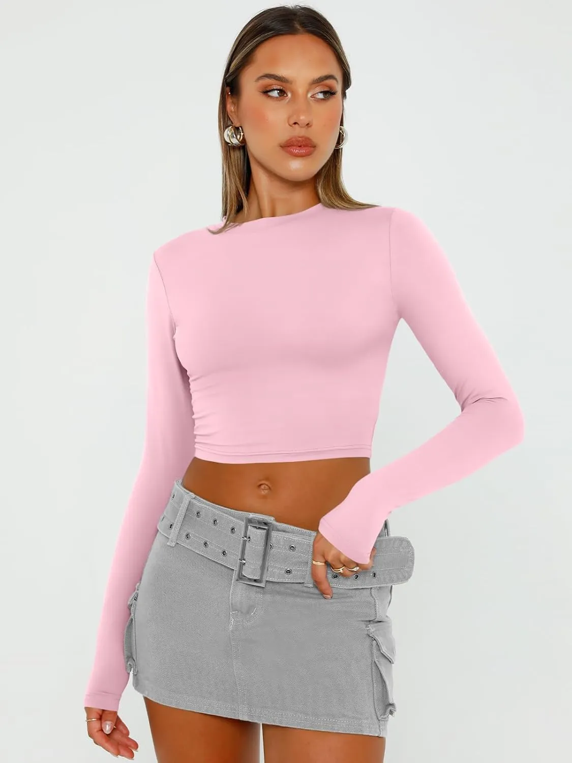 Trendy Queen Womens Long Sleeve Crop Tops Basic Slim Fitted Shirts Fashion 2025 Going Out Y2k Tops Teen Girl Clothes