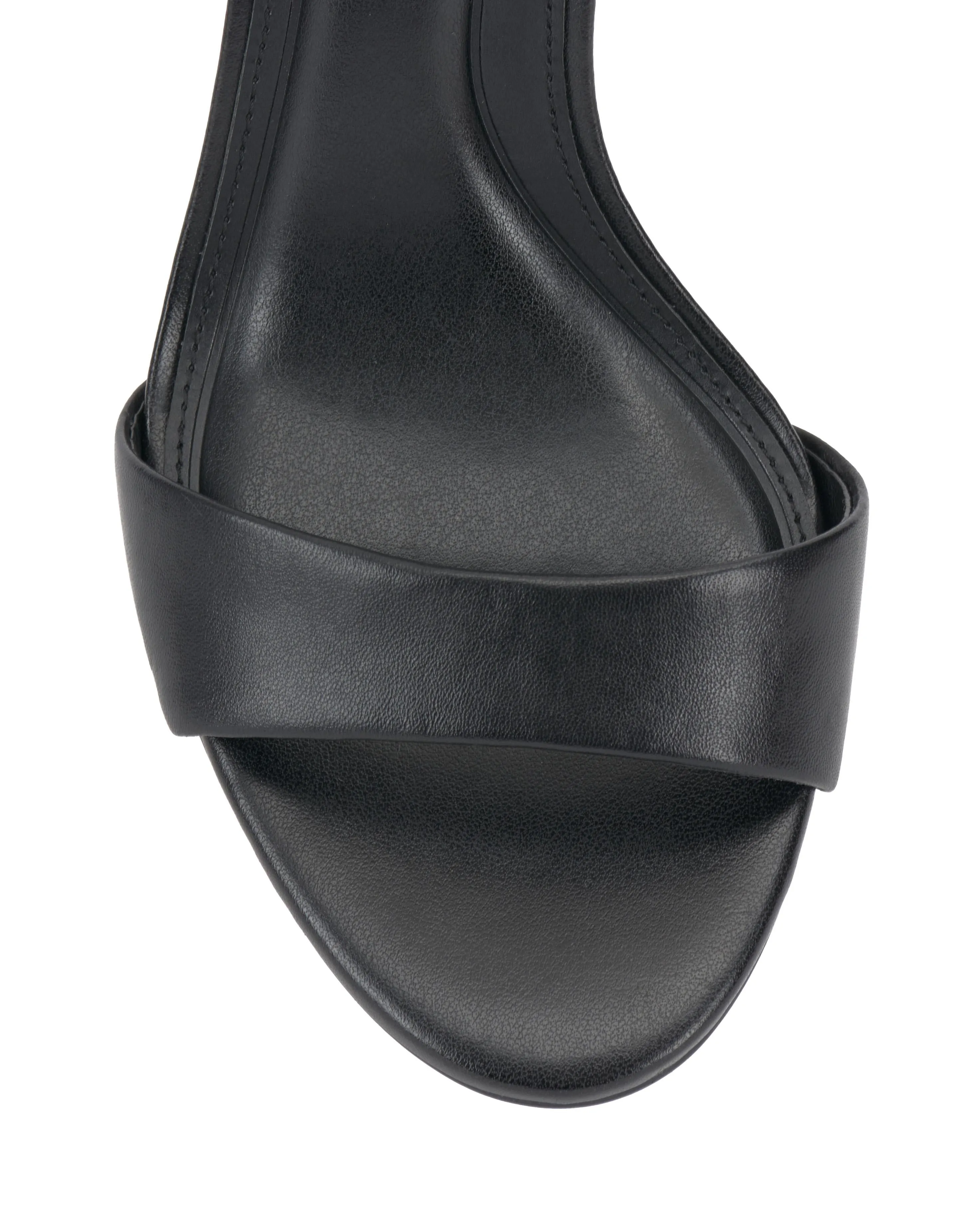 Vince Camuto Women's Annay Black M
