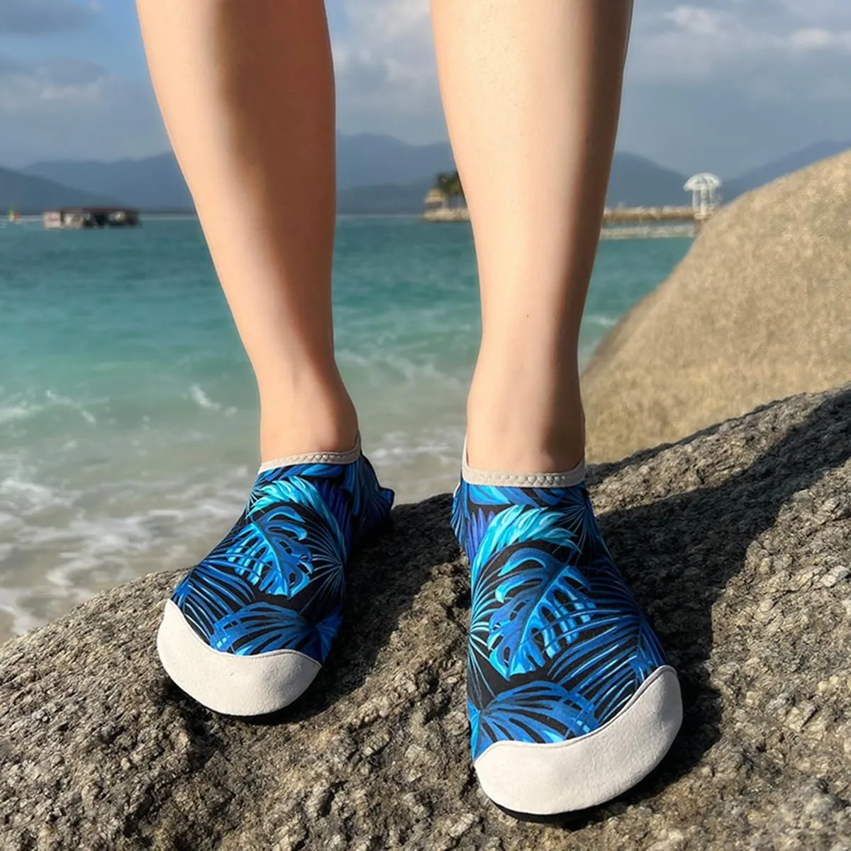 Water Shoes Womens Mens Outdoor Quick Dry Unisex Sports Aqua Shoes for Beach Diving Snorkeling Surfing