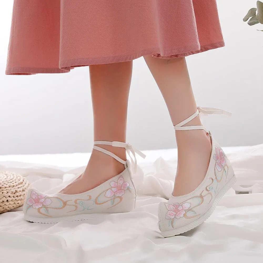 Women Hanfu Shoes Chinese Embroidered Flower Flat Retro Vintage Handmade Floral Embroidery Shoes for Women Ballet Mary Jane Flat Shoes