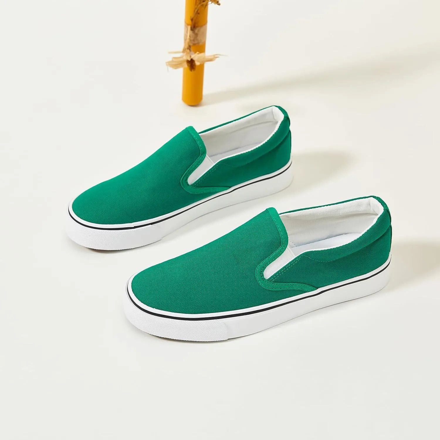 Women's Slip on Shoes Canvas Sneakers Loafers Non Slip Shoes Low Top Casual Shoes